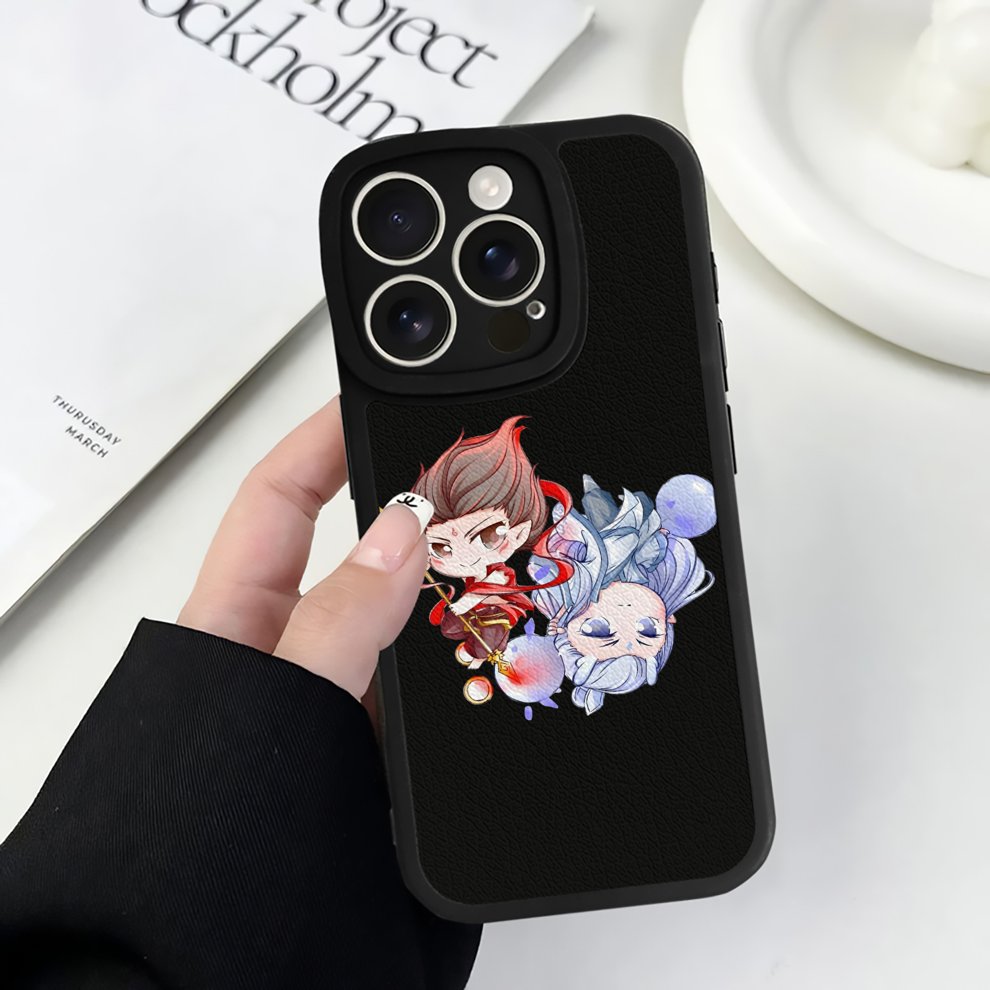 （画像用） Ne Zha 2 ナタ 魔童の大暴れ 【iPhone 16シリーズ対応】シリコンスマホケース（レザー調） 材質：シリコン